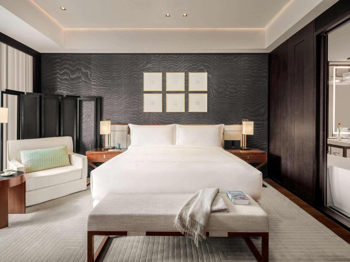 Fairmont Wuhan Esterno foto