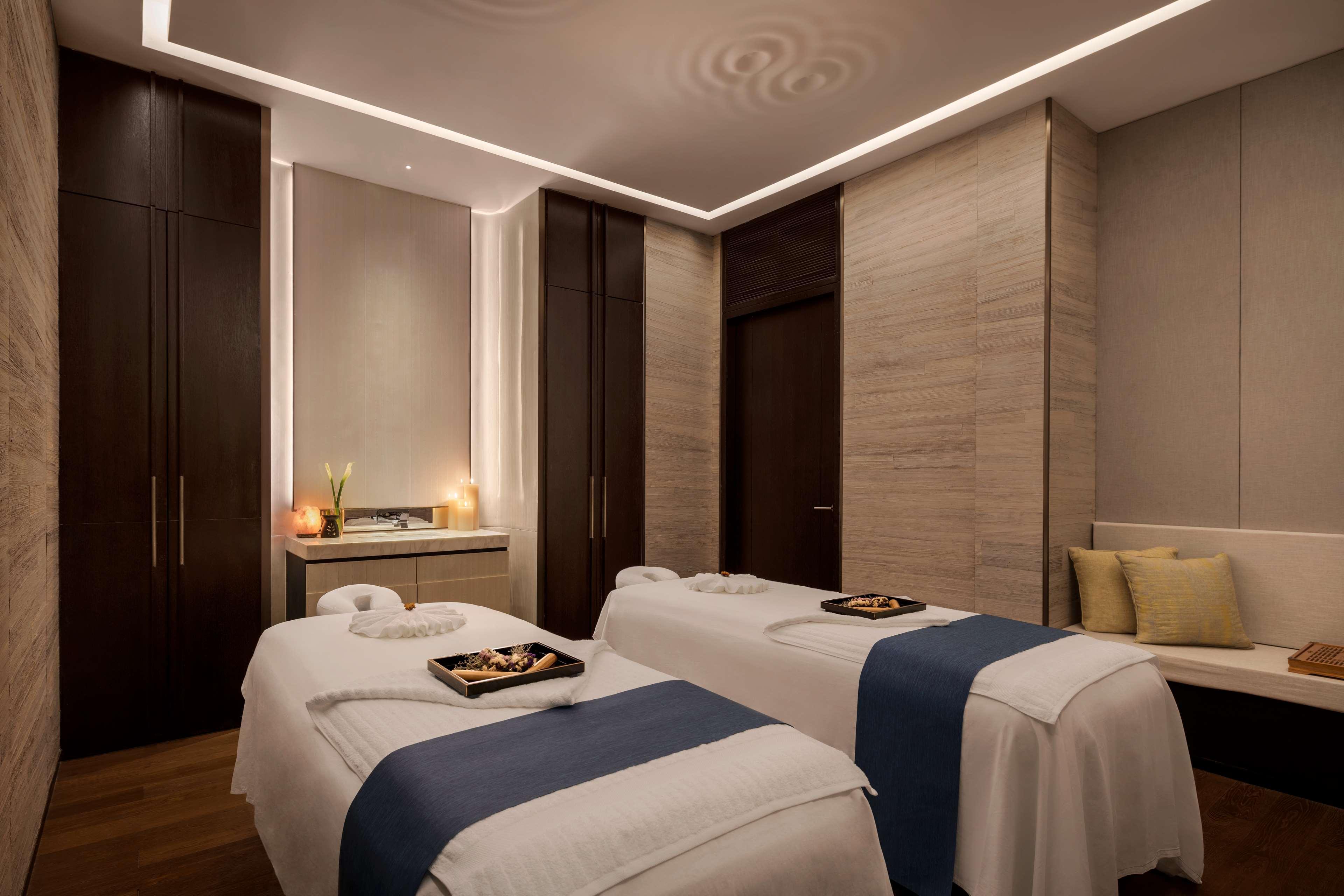 Fairmont Wuhan Esterno foto